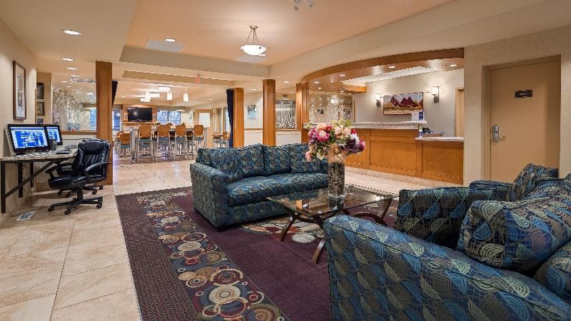 Best Western Plus Chemainus Inn 4