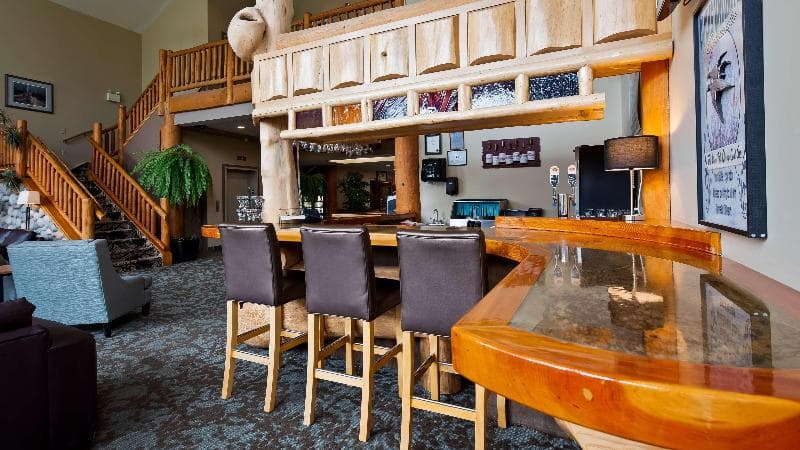 Best Western Plus Valemount Inn & Suites 2