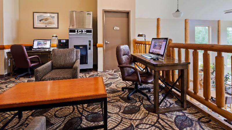 Best Western Plus Valemount Inn & Suites photo 1