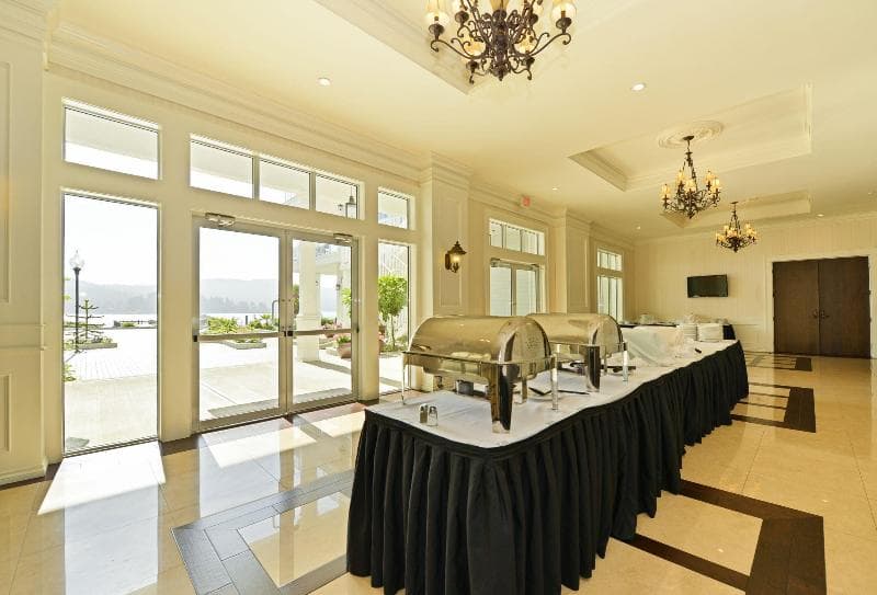 Prestige Oceanfront Resort, BW Premier Collection 5