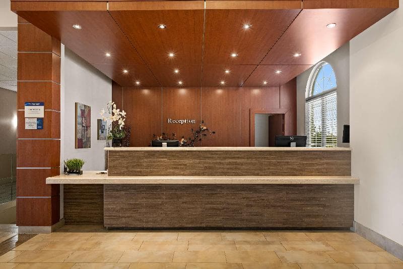 Best Western Plus Orangeville Inn & Suites 5
