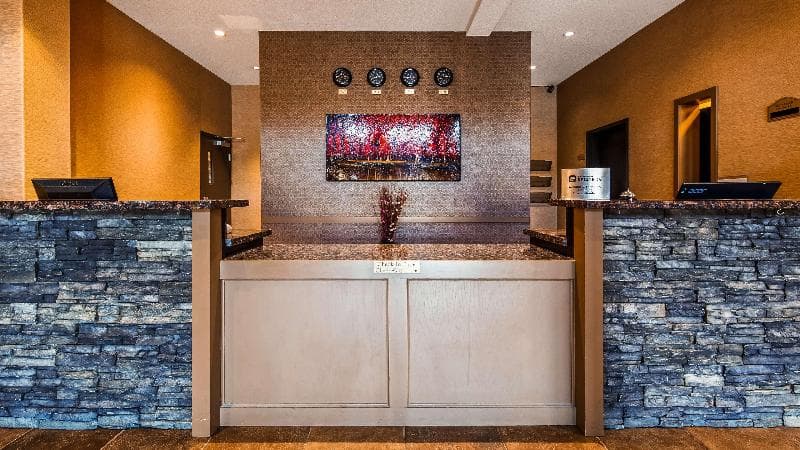 Best Western Plus Estevan Inn & Suites 5