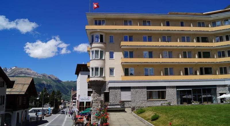 Hotel Schweizerhof Pontresina 2