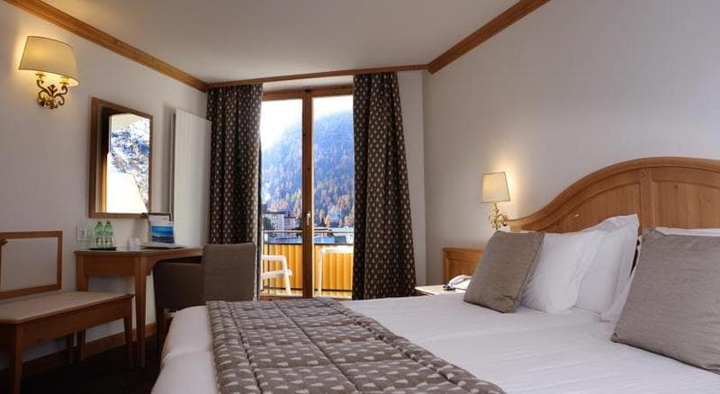 Hotel Schweizerhof Pontresina 4