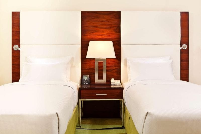 Hilton Dubai The Walk 5