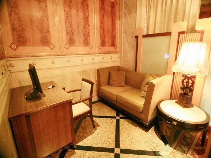 Charming City Songshan Hotel 4