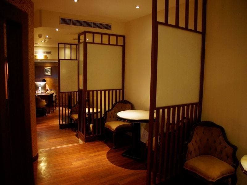 Deja Vu Hotel main