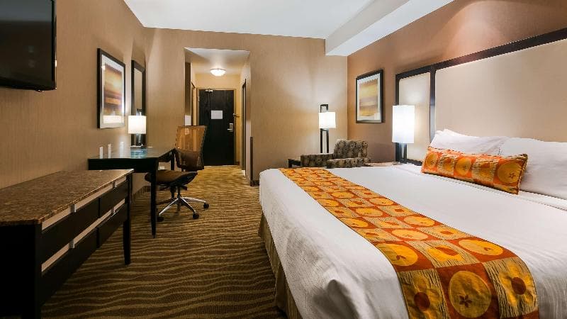 Best Western Premier Freeport Inn Calgary Airport 2