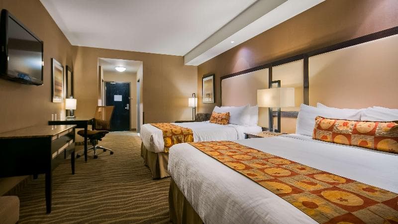 Best Western Premier Freeport Inn Calgary Airport 3
