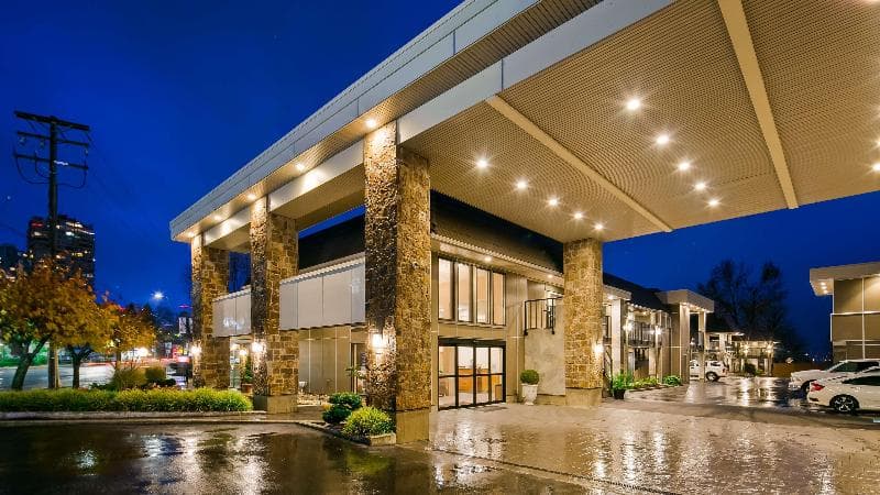 Best Western Plus Burnaby Hotel photo 1