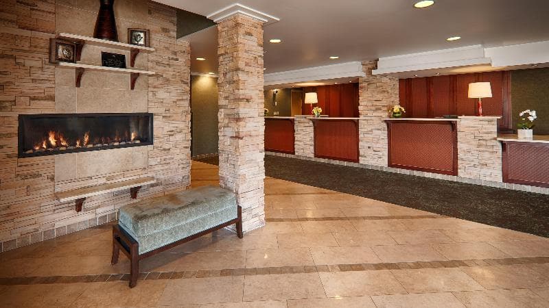 Best Western Plus Langley Inn 5