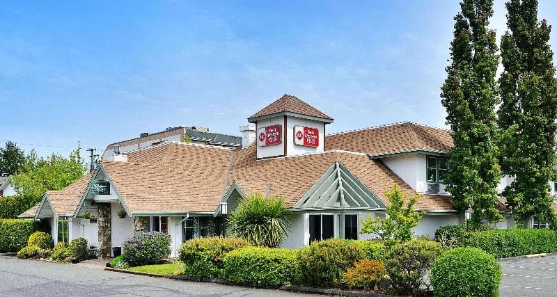 Best Western Plus Emerald Isle Hotel 5