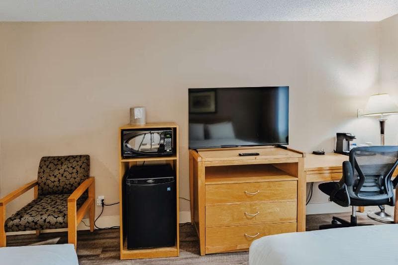 SureStay Plus by Best Western Coquitlam 5