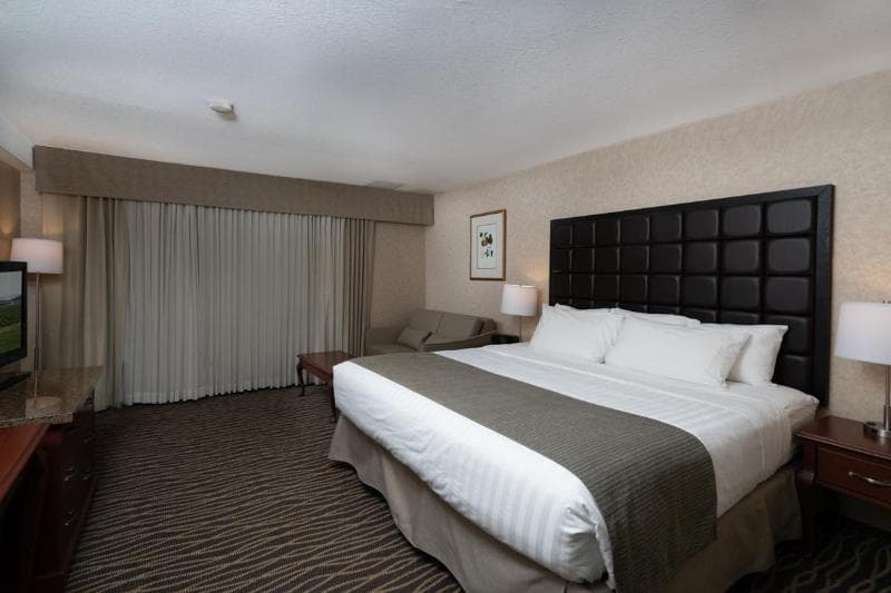 Prestige Vernon Lodge & Conference Centre 4