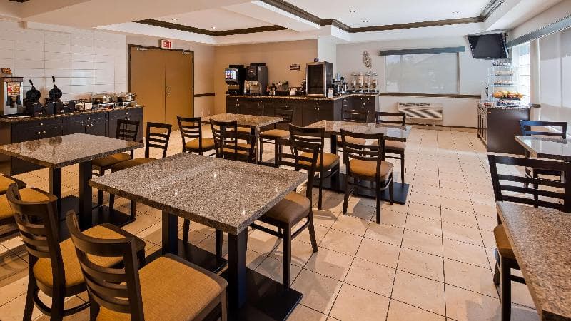 Best Western King George Inn & Suites 2