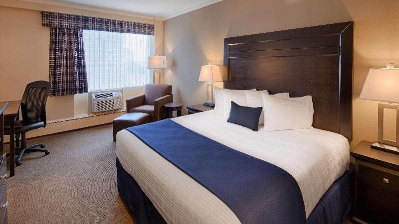 Hampton Inn by Hilton Winnipeg Downtown 5