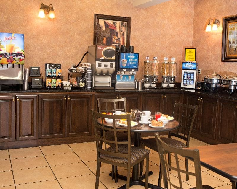 Best Western Plus Fredericton Hotel & Suites 2
