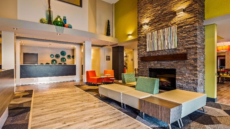Best Western Plus Dartmouth Hotel & Suites 5