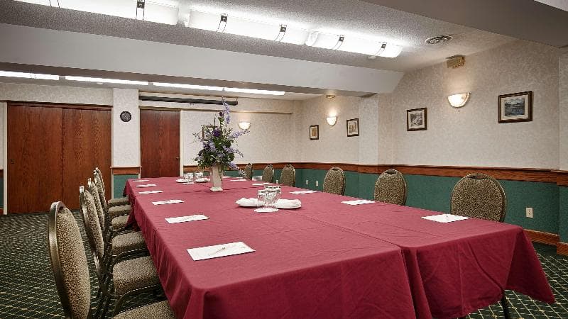 Best Western Plus Otonabee Inn 4