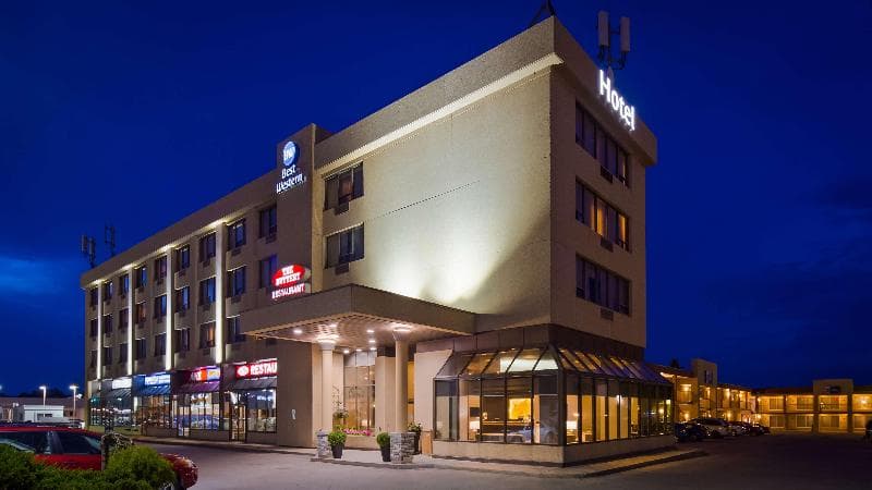 Best Western Voyageur Place Hotel 1