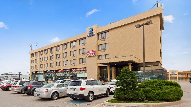 Best Western Voyageur Place Hotel 2