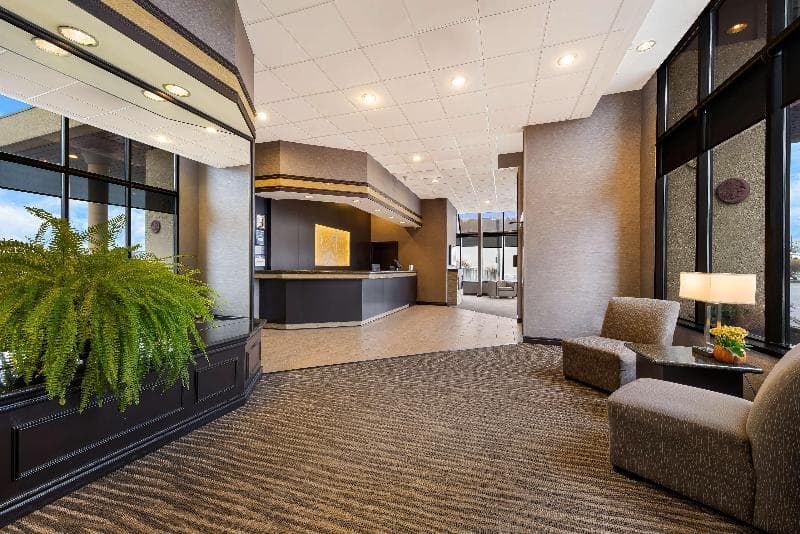 Best Western Voyageur Place Hotel 5