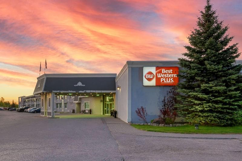 Best Western Plus Mariposa Inn & Conference Centre 5