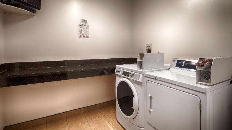 Best Western Blairmore photo 1