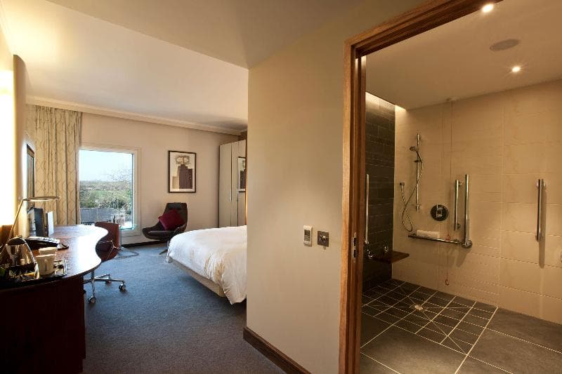 Hilton London Heathrow Airport Terminal 5 1