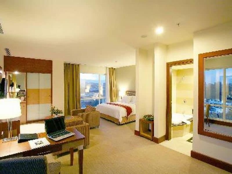 Swiss-Belhotel Maleosan Manado 5