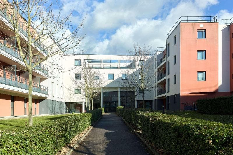 Comfort Aparthotel Versailles Saint-Cyr-L'ecole main