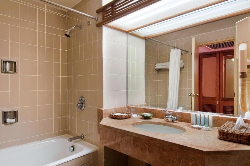 Hilton Yaounde 5
