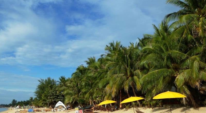 Coconut Beach Resort 3