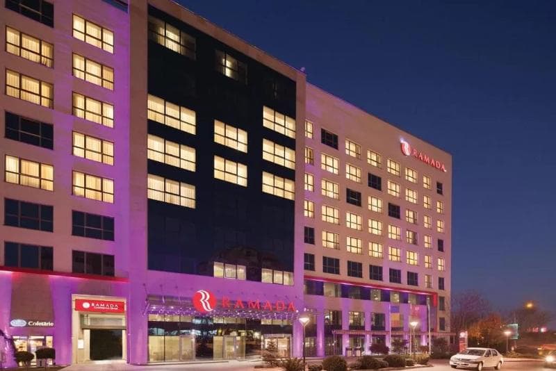 Ramada by Wyndham Pitesti 5