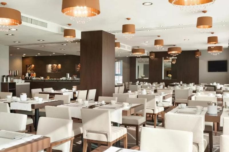 Ramada by Wyndham Pitesti 2