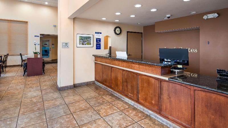 Best Western I-5 Inn & Suites 4