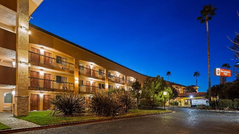Best Western Plus Pleasanton Inn 2