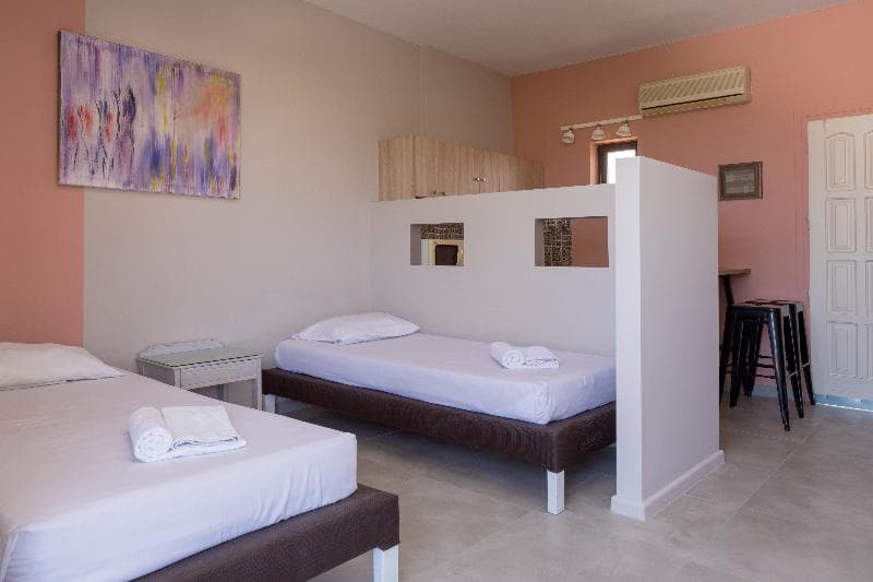 Nireas Hotel 5