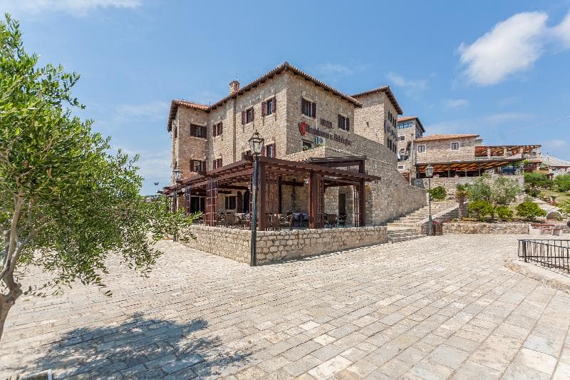 Hotel Kulla e Balshajve 5