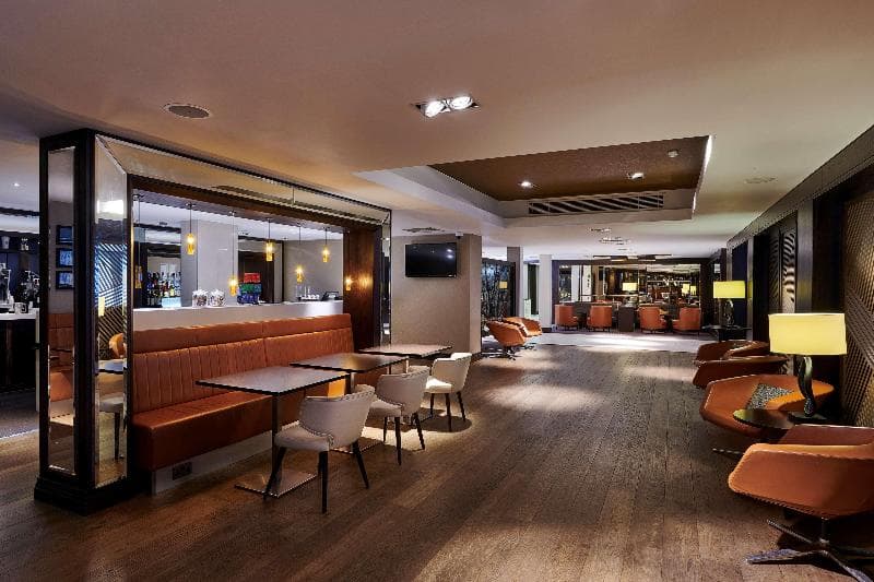 DoubleTree by Hilton London - Ealing photo 1