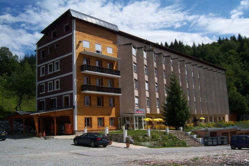 Le Fontenay main