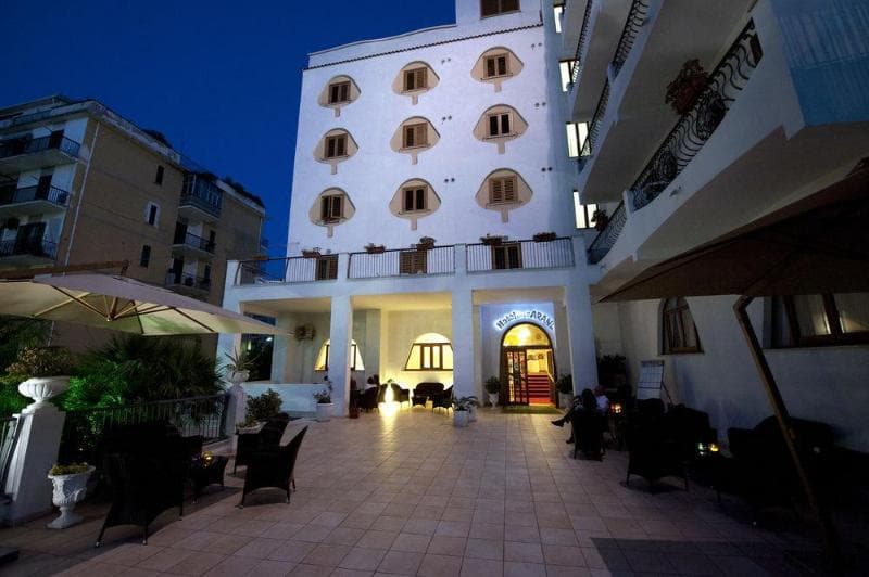 Degli Aranci 2