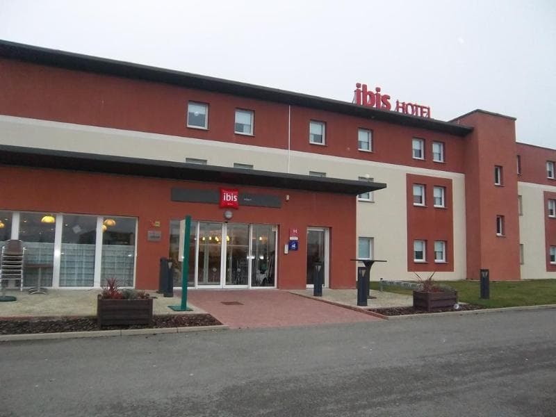 ibis Albert 3