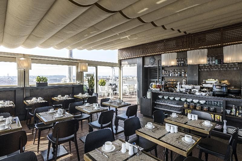 The Independent Hotel 3