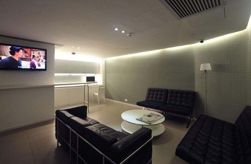 60 West photo 1