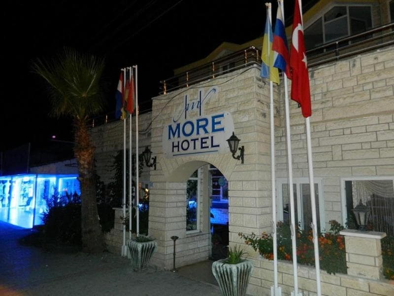 More Hotel photo 1
