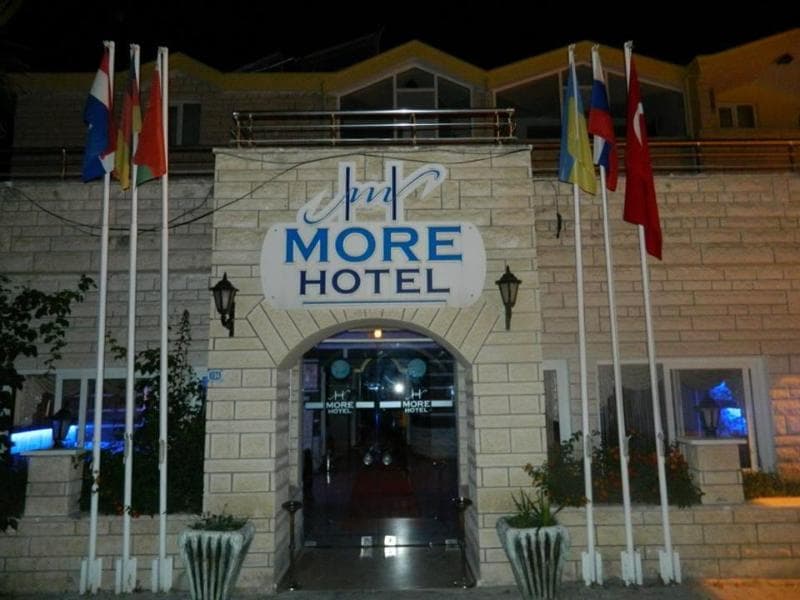 More Hotel 5