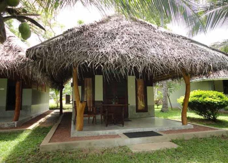 Lagoon Paradise Beach Resort 3