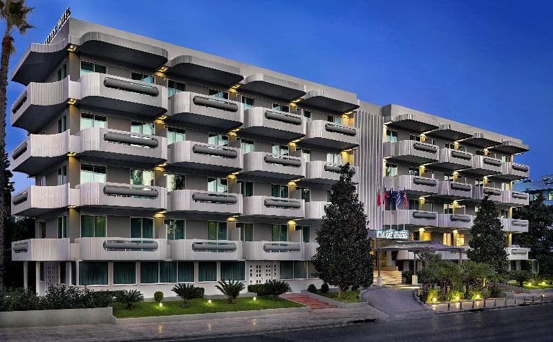 Blazer Suites Hotel 1