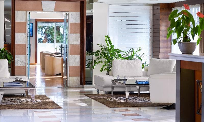 Blazer Suites Hotel 3